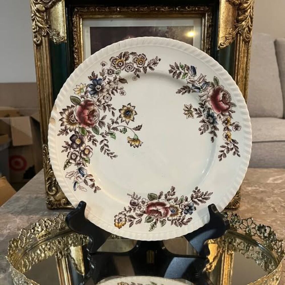 1950s Windsor Ware The Marquis by Johnson Brothers #JB MARQ dinner plates